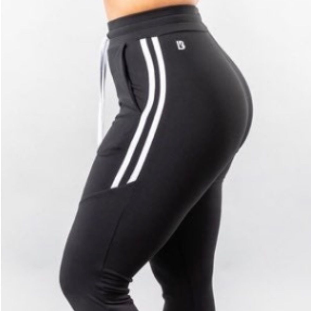 Buffbunny stripe jogger noir